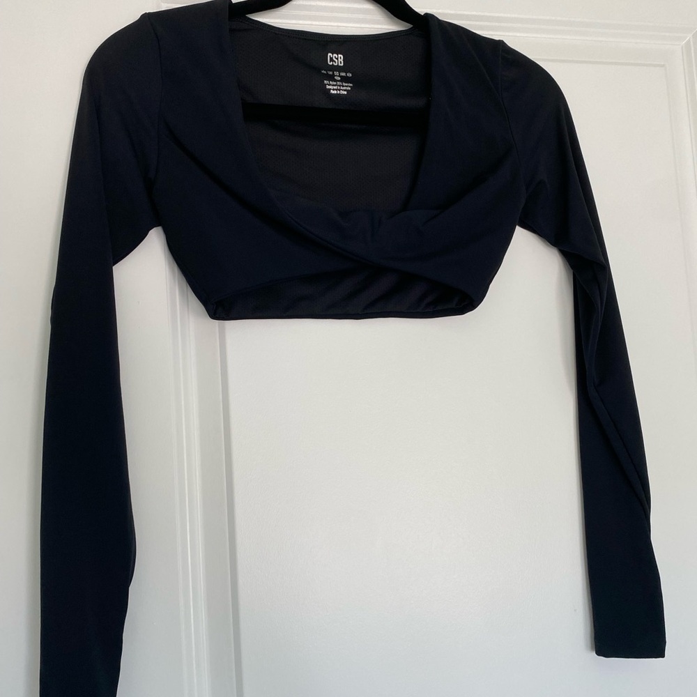 Crop shop boutique top